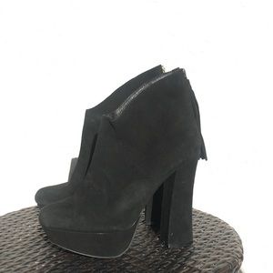 Steve Madden black ankle booties